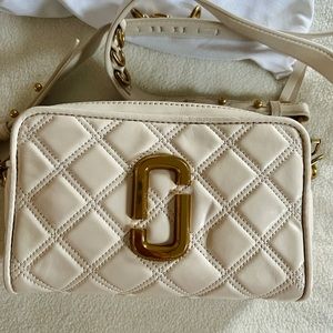 Marc Jacobs Softshot 21 quilted Crossbody bag